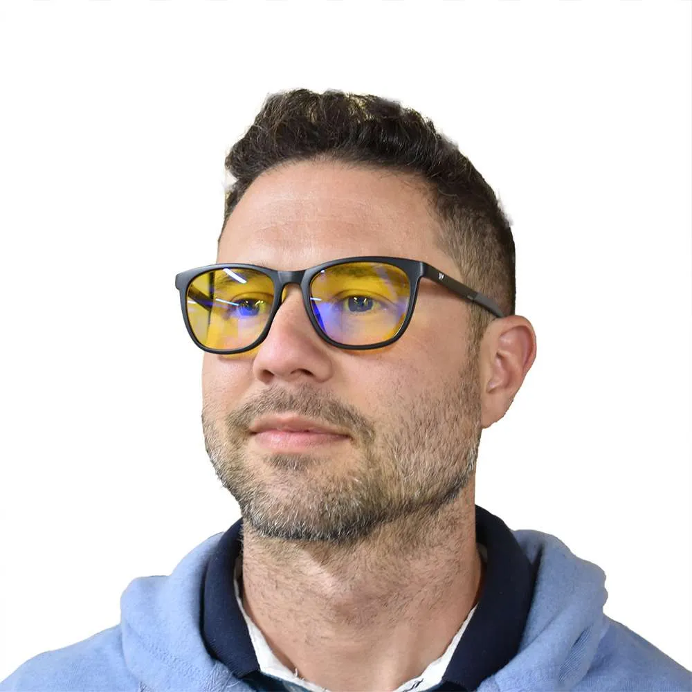 daytime-madrid-con-persona-lateral-2 Gafas DayTime – Madrid - Imagen 5